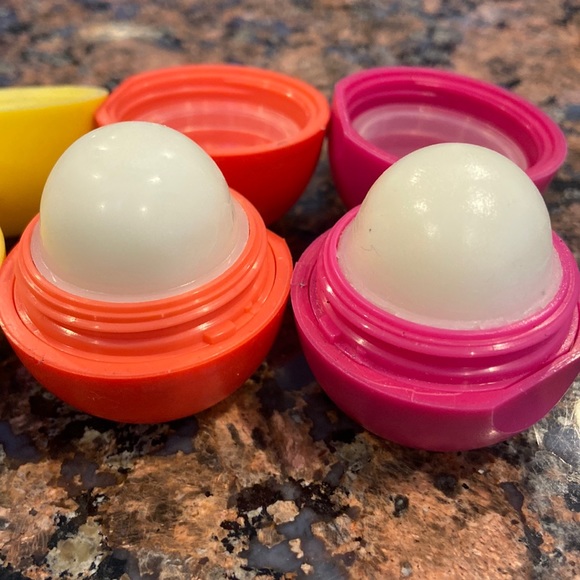 EOS Egg lip balm sphere gloss Bundle of 5 - Picture 5 of 5